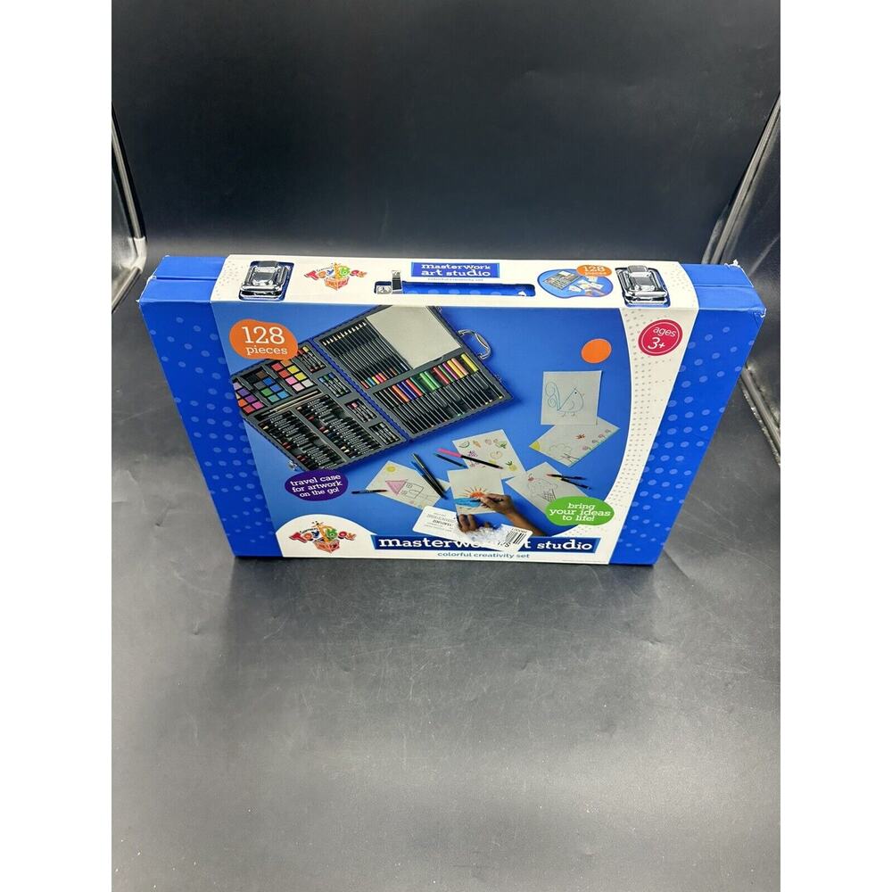 masterwork art studio Geoffrey's toy box handle case is broken
